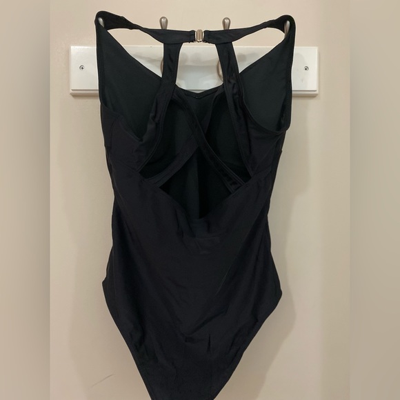 SHEIN swimsuit. Black ( MEDIUM ) - Picture 2 of 2